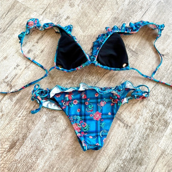 Anjuna: Italian Designer Swimwear Bikini Set - Picture 2 of 6